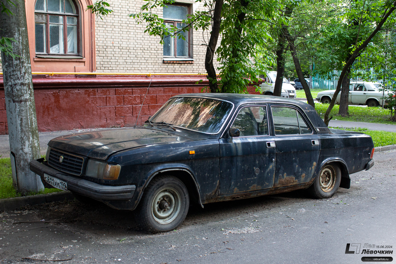 Москва, № С 811 ХМ 199 — ГАЗ-31029 Волга '92-97