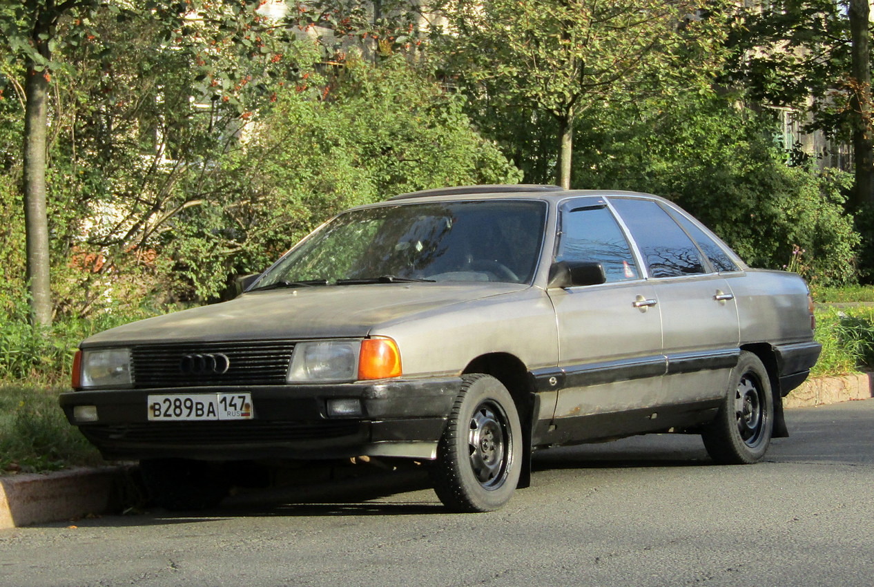 Ленинградская область, № В 289 ВА 147 — Audi 100 (C3) '82-91