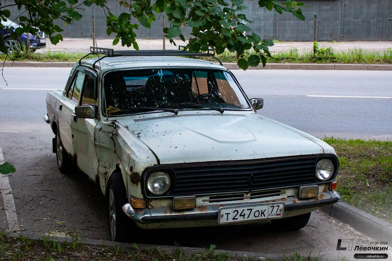 Москва, № Т 247 ОК 77 — ГАЗ-24-10 Волга '85-92
