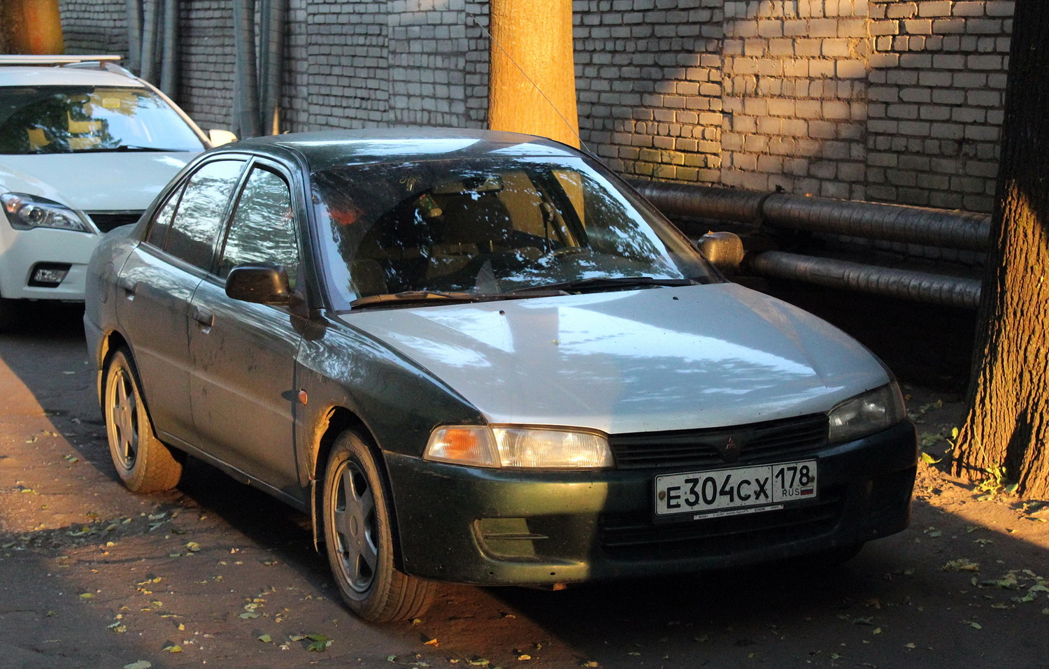 Псковская область, № Е 304 СХ 178 — Mitsubishi Lancer (6G) '95-03