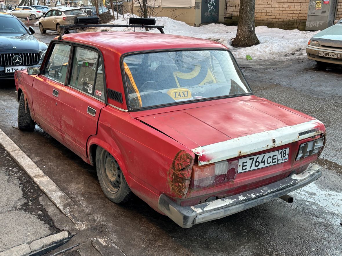 Удмуртия, № Е 764 СЕ 18 — ВАЗ-21053 Жигули '81-91