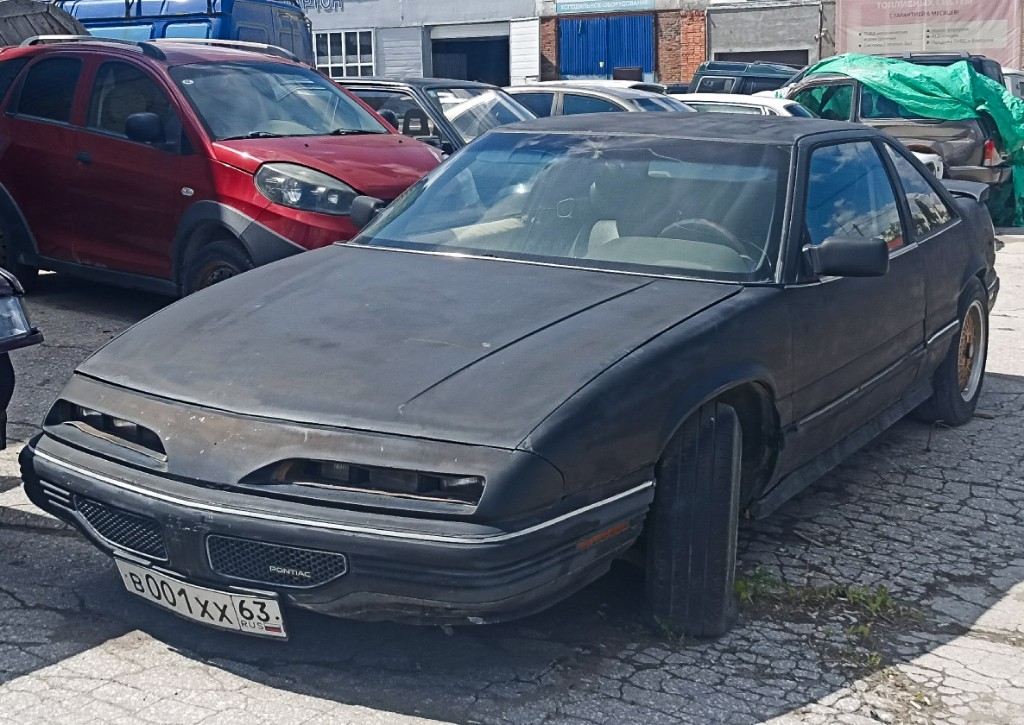 Самарская область, № В 001 ХХ 63 — Pontiac Gran Prix (5G) '88-96