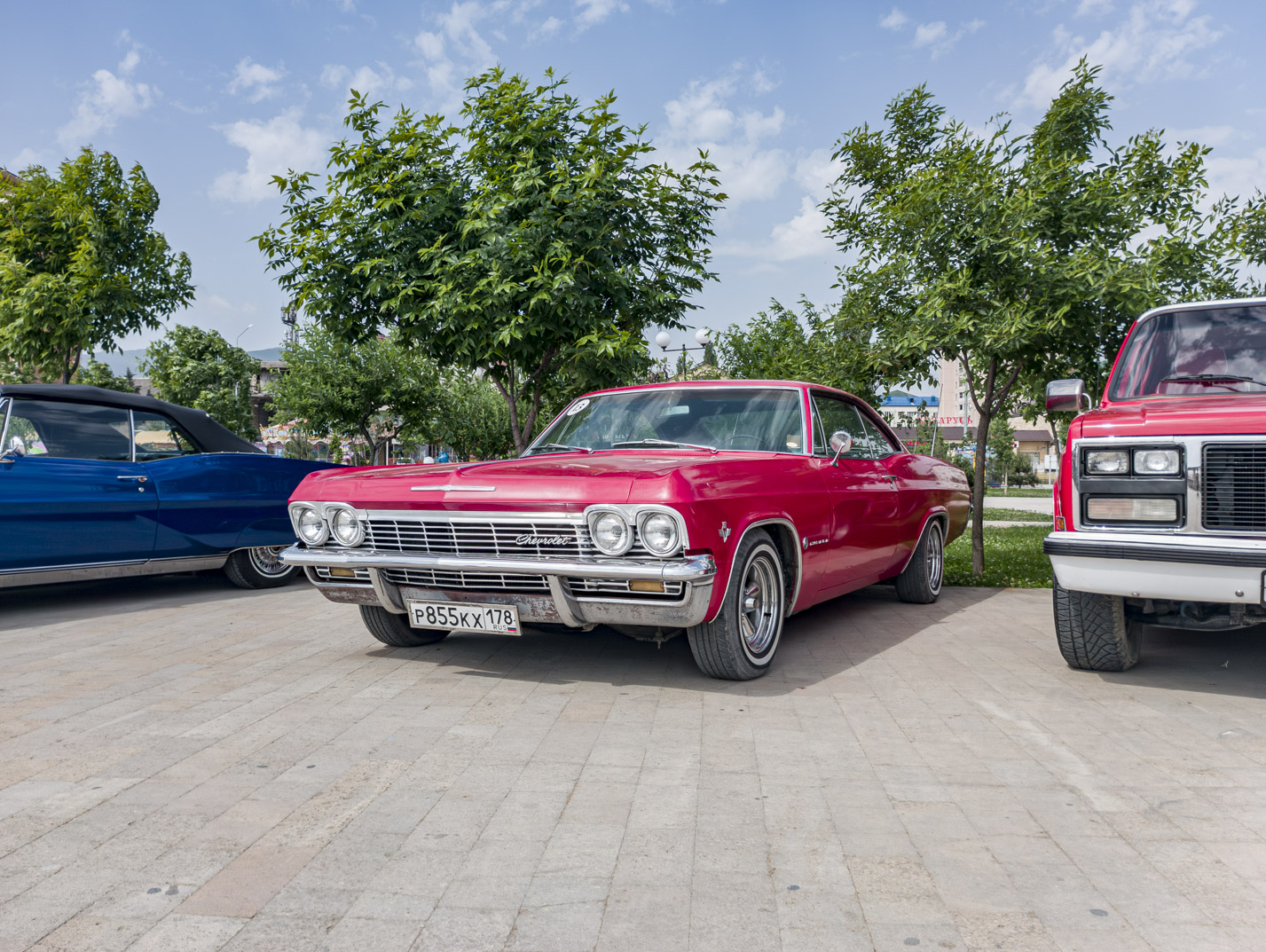 Санкт-Петербург, № Р 855 КХ 178 — Chevrolet Impala (4G) '65-70; Дагестан — Мотор-шоу "Самовар" (Дербент 2023 г.)