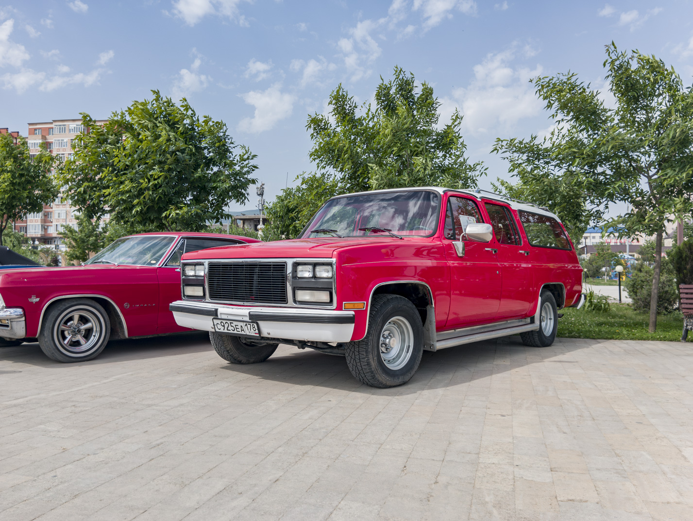 Санкт-Петербург, № С 925 ЕА 178 — Chevrolet Suburban (7G) '73-91; Дагестан — Мотор-шоу "Самовар" (Дербент 2023 г.)