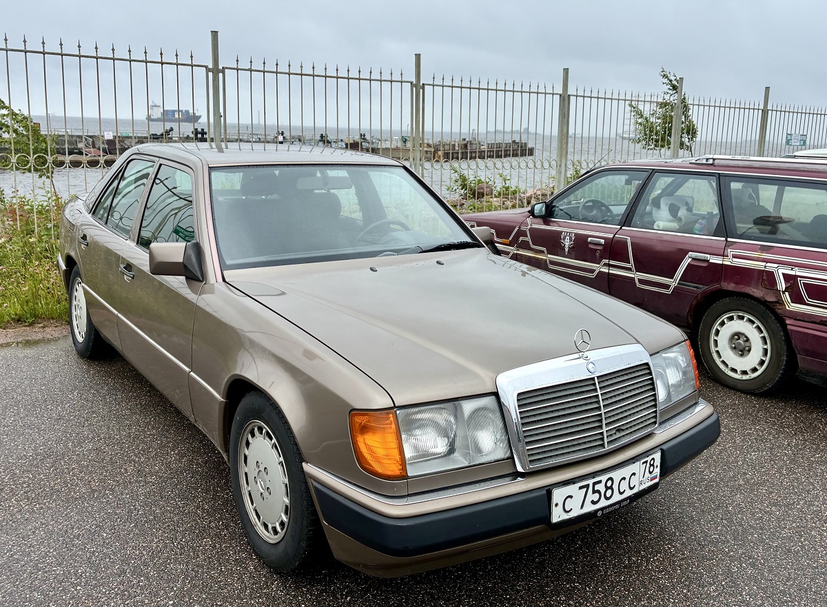 Санкт-Петербург, № С 758 СС 78 — Mercedes-Benz (W124) '84-96; Санкт-Петербург — Ежегодный праздник "День Москвича"