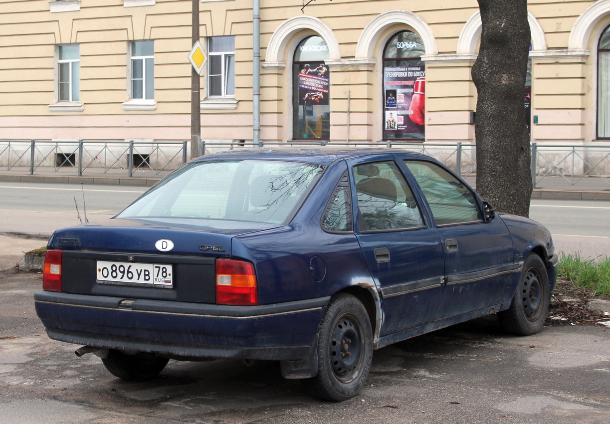 Санкт-Петербург, № О 896 УВ 78 — Opel Vectra (A) '88-95
