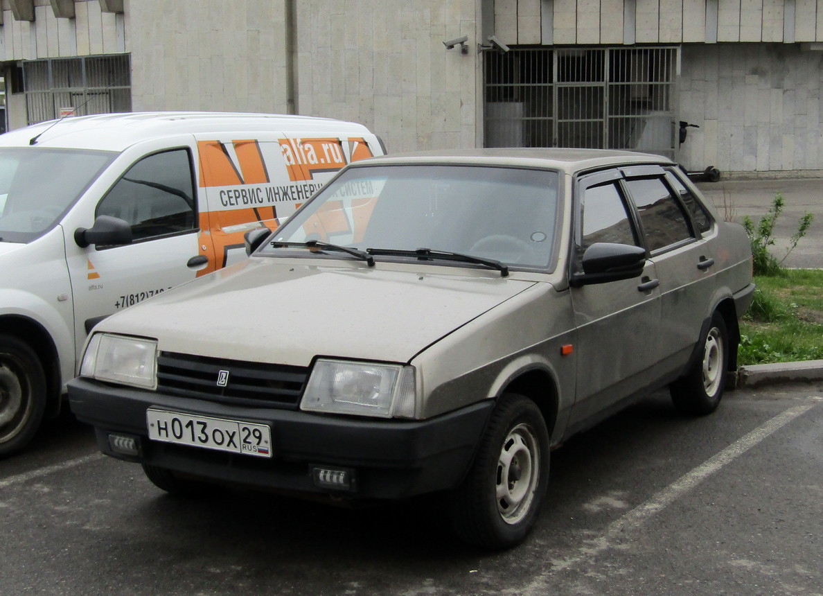Архангельская область, № Н 013 ОХ 29 — ВАЗ-21099 '90-04