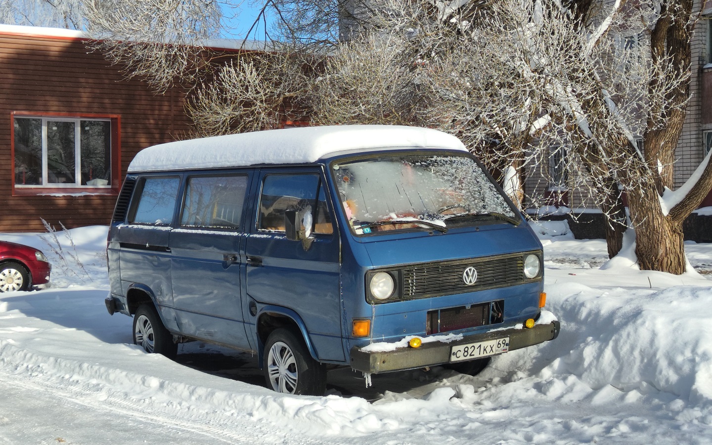 Тверская область, № С 821 КХ 69 — Volkswagen Caravelle (T3) '81-92