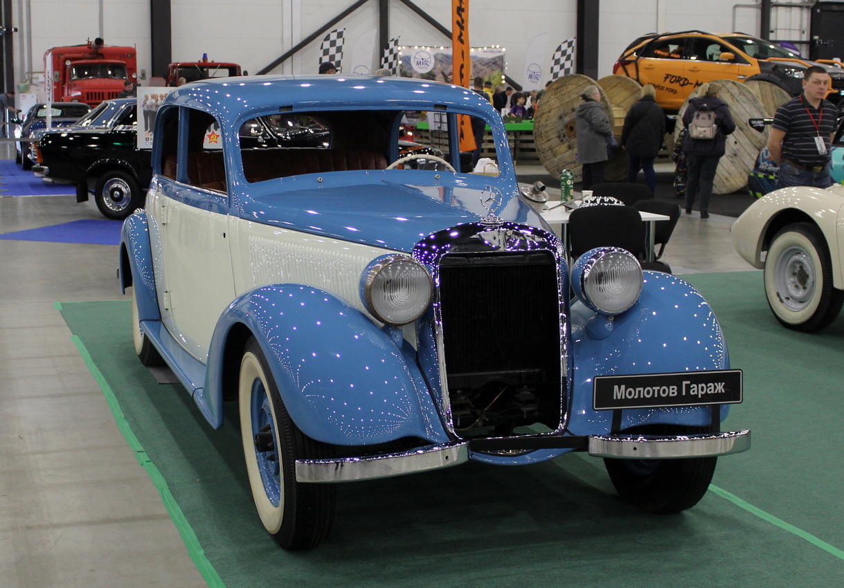 Московская область, № (50) Б/Н 0352 — Mercedes-Benz (Общая модель); Санкт-Петербург — Олдтаймер-Галерея Ильи Сорокина