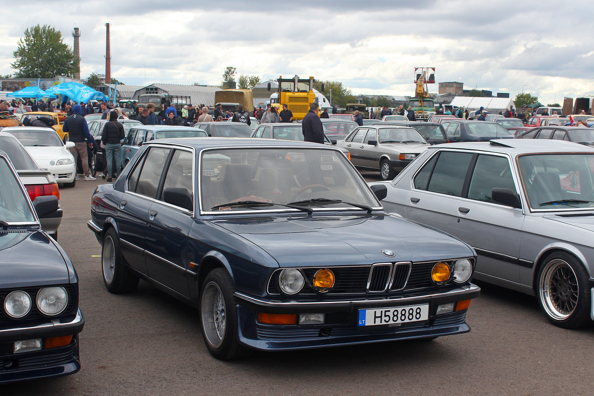 Литва, № H58888 — BMW 5 Series (E28) '82-88; Литва — Retro mugė 2025 ruduo