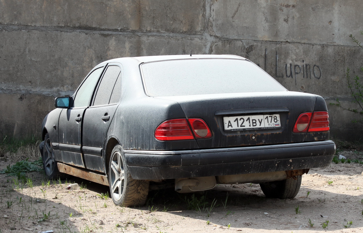 Псковская область, № А 121 ВУ 178 — Mercedes-Benz (W210) '95-03