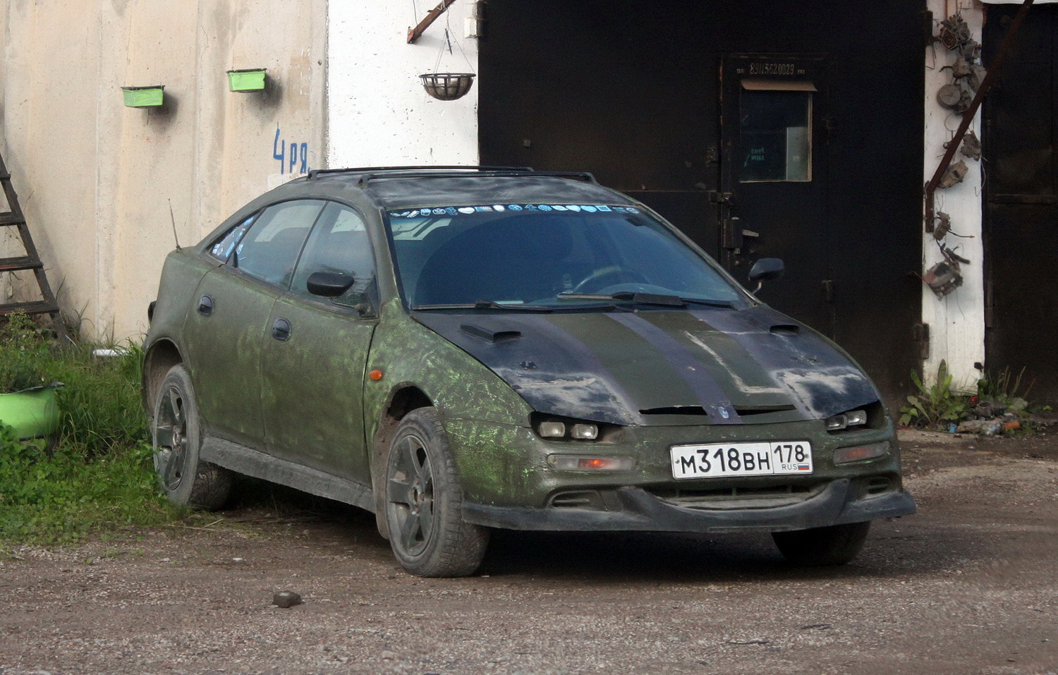 Псковская область, № М 318 ВН 178 — Mazda 323F (BH/BA) '94-98