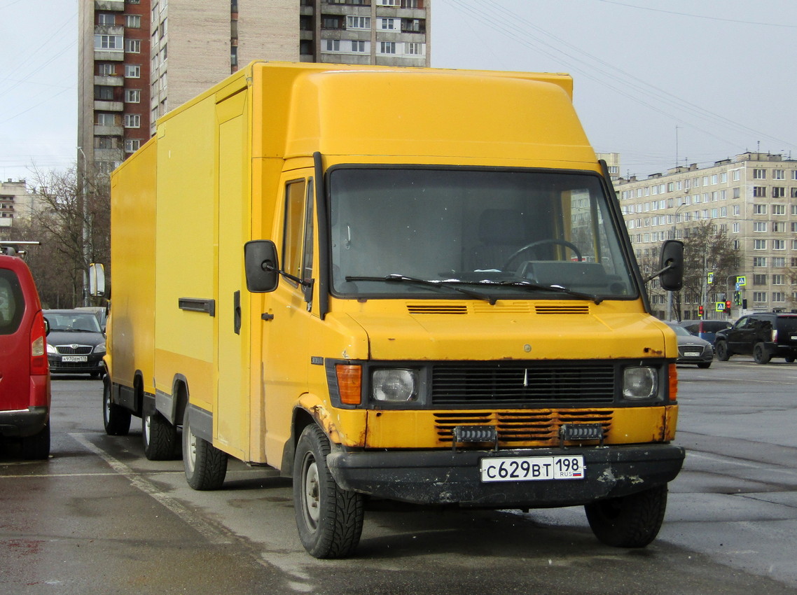 Санкт-Петербург, № С 629 ВТ 198 — Mercedes-Benz T1 308D '76-96