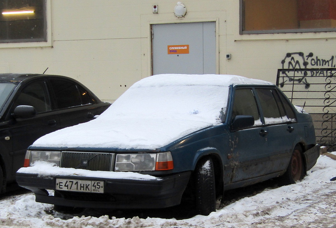 Курганская область, № Е 471 НК 45 — Volvo 940 '90-98
