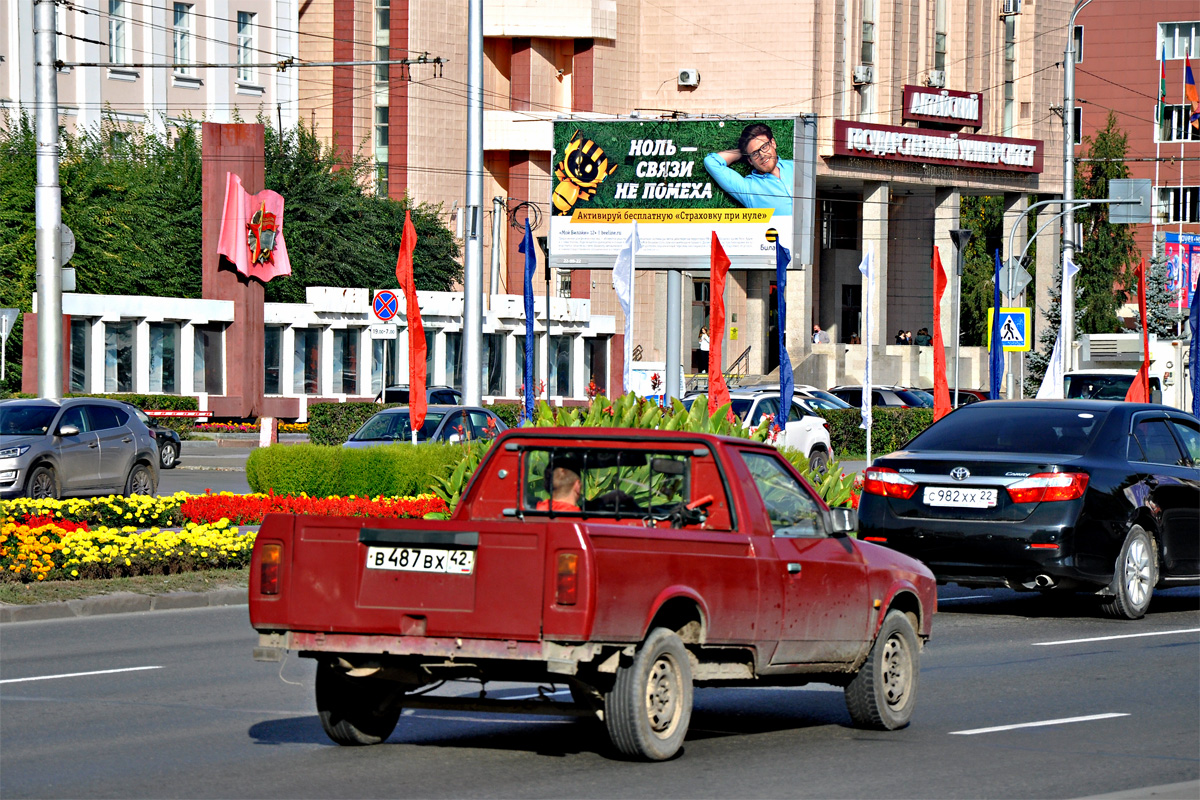 Кемеровская область - Кузбасс, № В 487 ВХ 42 — Москвич-23352 '92-94