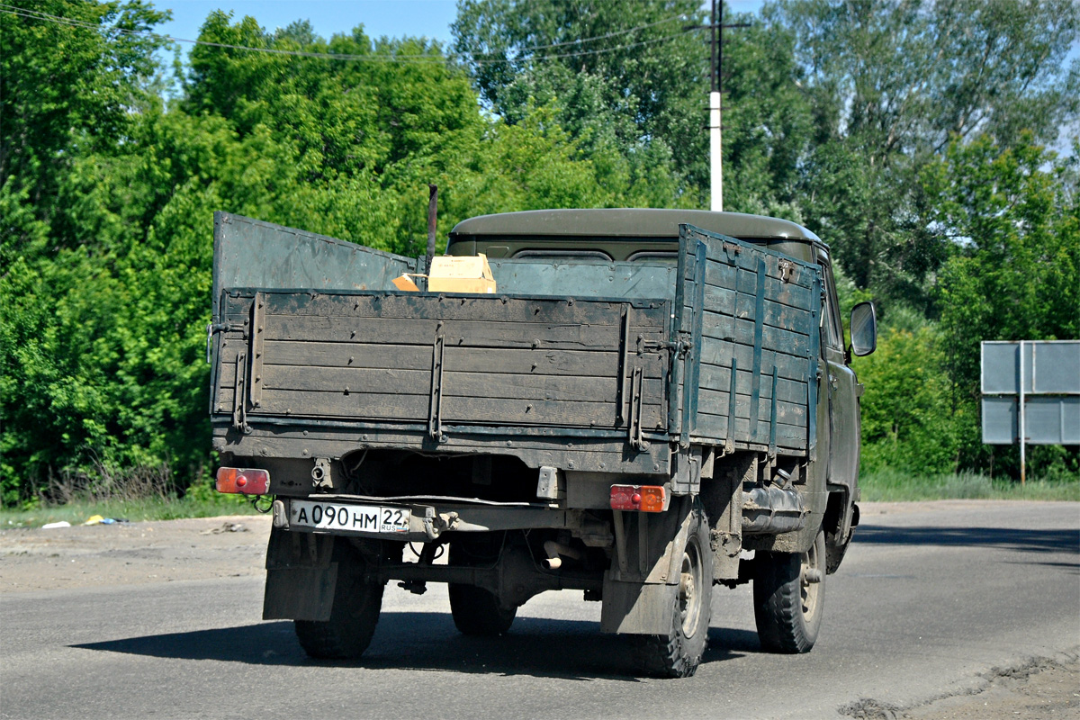 Алтайский край, № А 090 НМ 22 — УАЗ-452Д '65-85