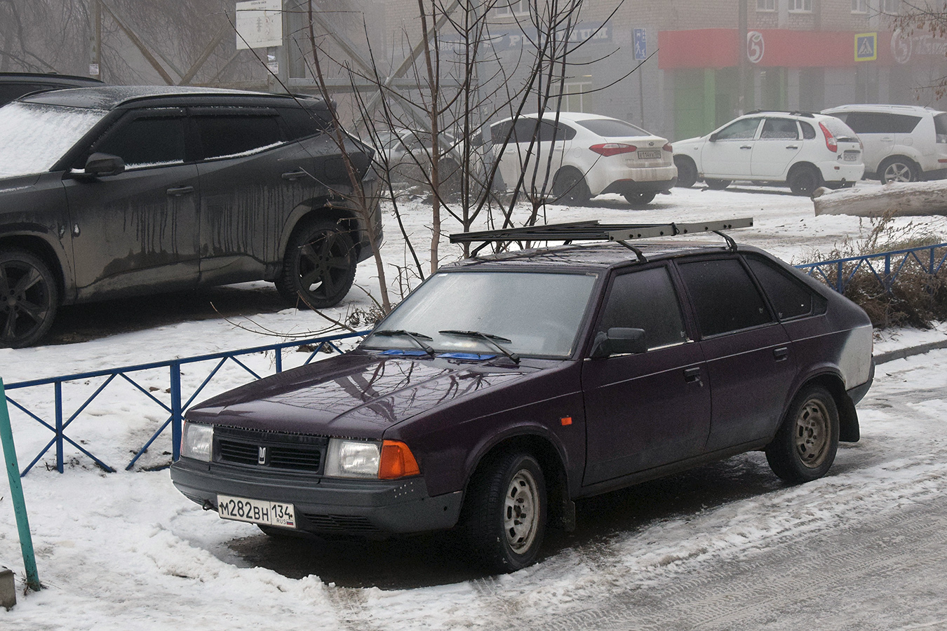 Волгоградская область, № М 282 ВН 134 — Москвич-2141 '86-98