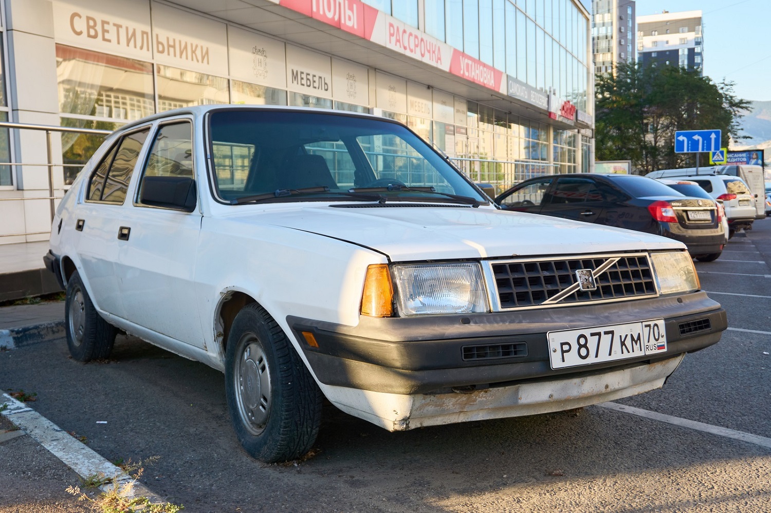 Томская область, № Р 877 КМ 70 — Volvo 345 '82-91