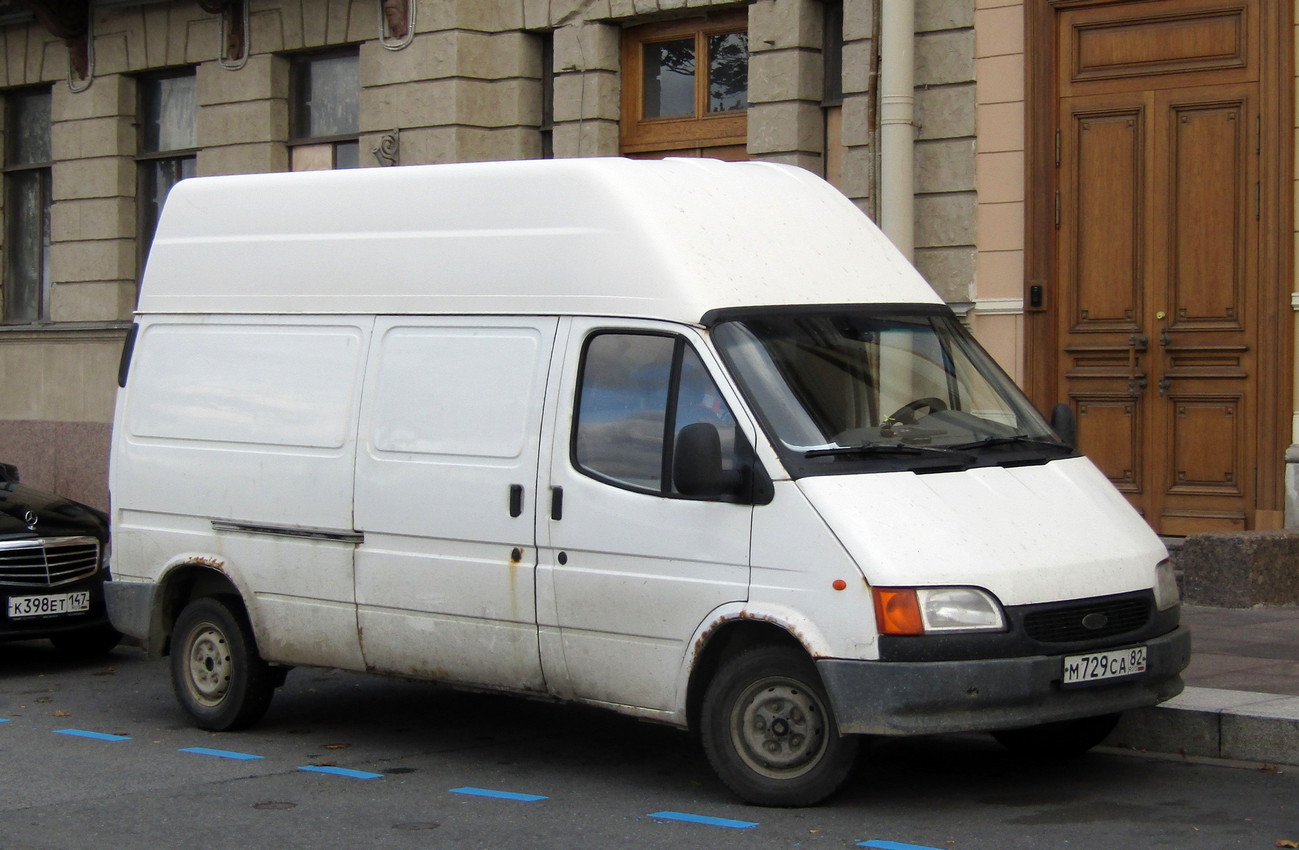 Крым, № М 729 СА 82 — Ford Transit (3G, facelift) '94-00