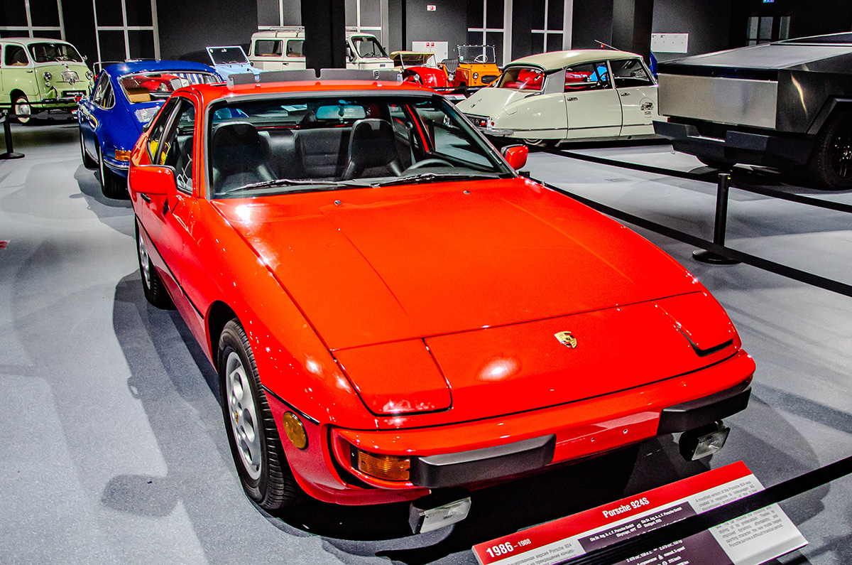 Свердловская область, № (66) Б/Н 0106 — Porsche 924 '76-88; Транспортные средства без номеров (Свердловская область)