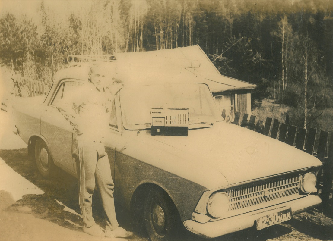 Удмуртия, № 42-30 УДК — Москвич-412ИЭ (Иж) '70-82; Исторические фотографии (до 2000 года) (Удмуртия)