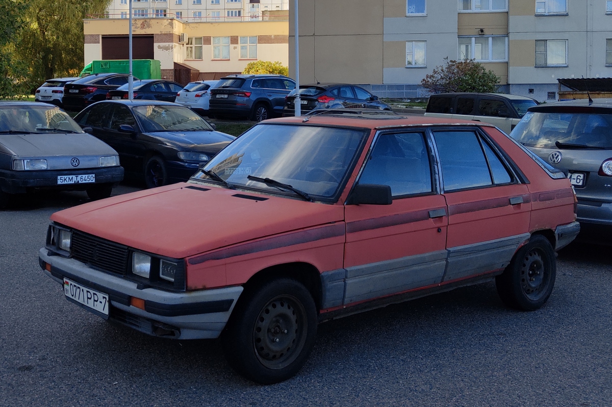 Минск, № 0771 РР-7 — Renault 11 '81-89