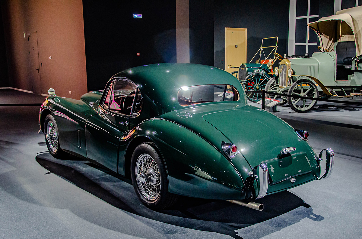 Свердловская область, № (66) Б/Н 0126 — Jaguar XK120 '48-54
