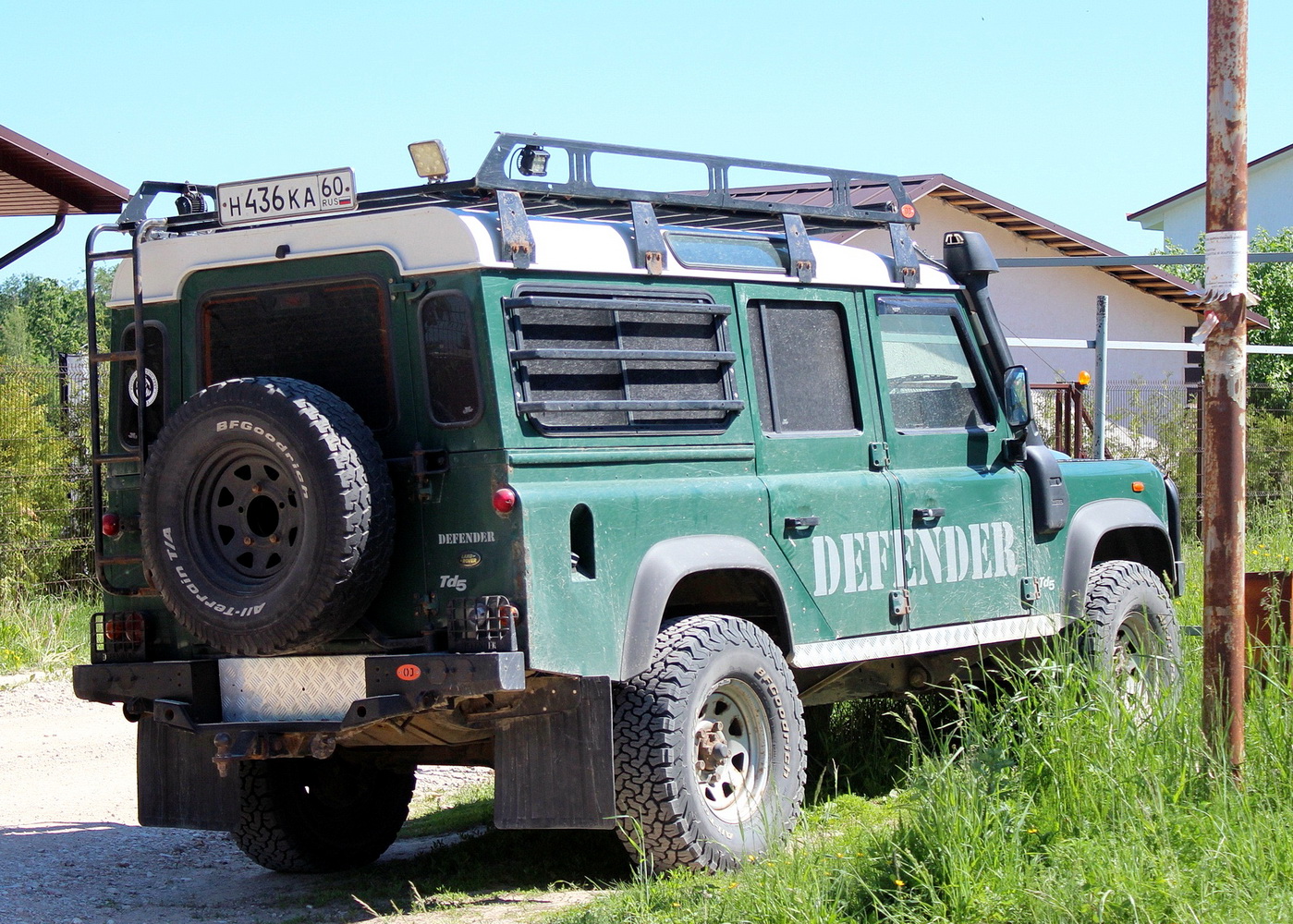 Псковская область, № Н 436 КА 60 — Land Rover Defender '83-07