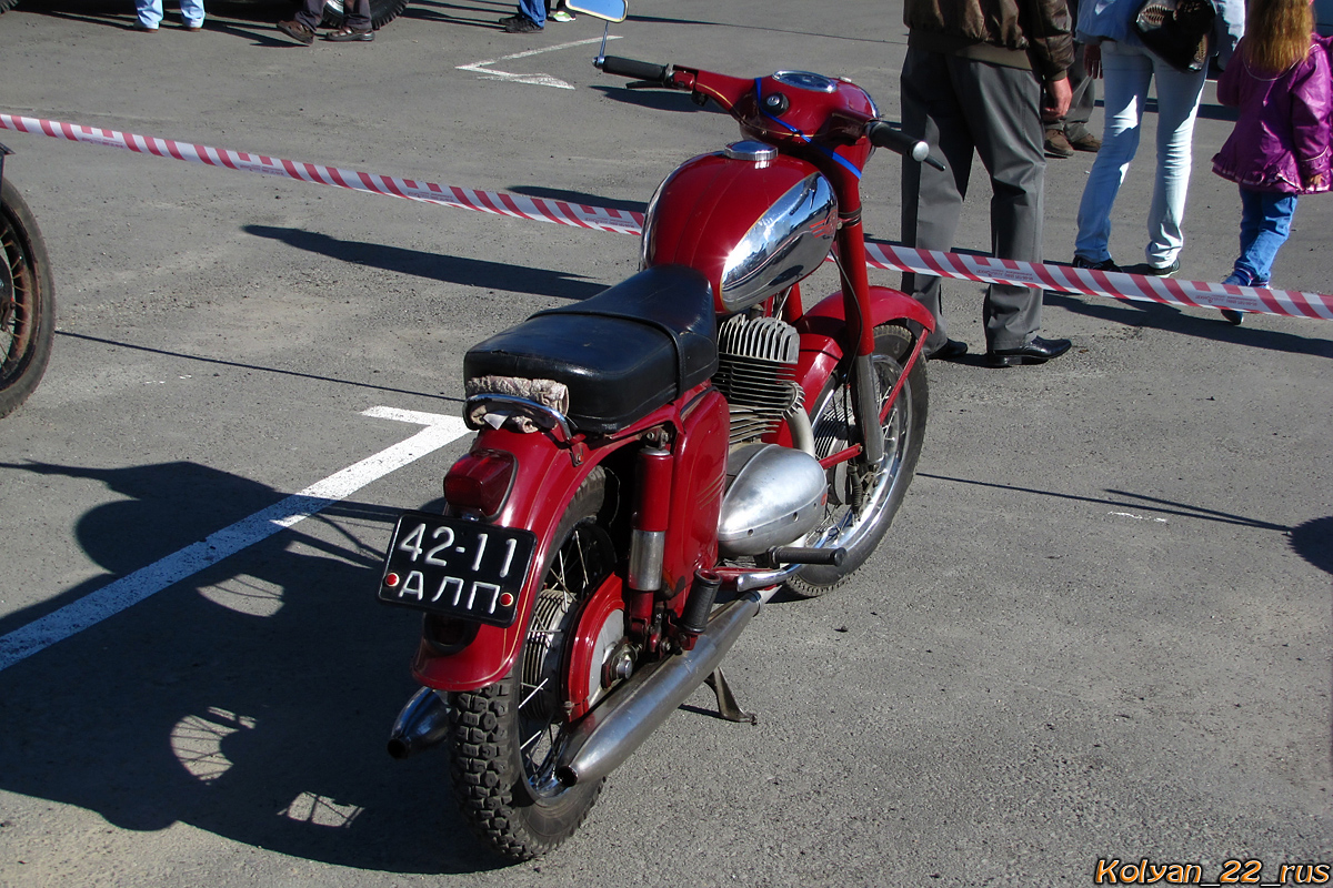 Алтайский край, № 42-11 АЛП — Jawa 350 typ 360 '64-74; Алтайский край — Выставки ко дню города Барнаул, 2014 г.