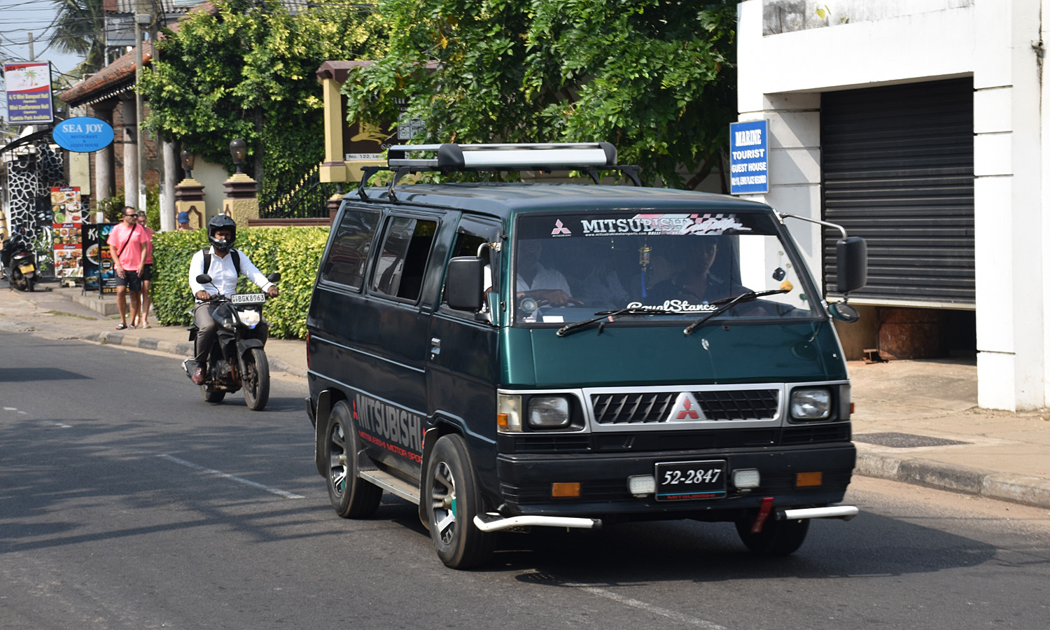 Шри-Ланка, № 52-2847 — Mitsubishi Delica (2G) '79–94