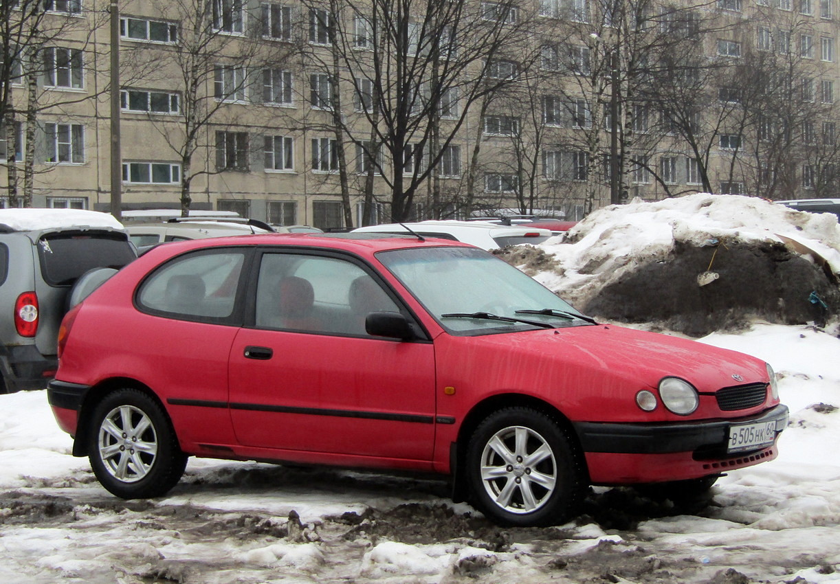 Псковская область, № В 505 НК 60 — Toyota Corolla (E110) '95-02