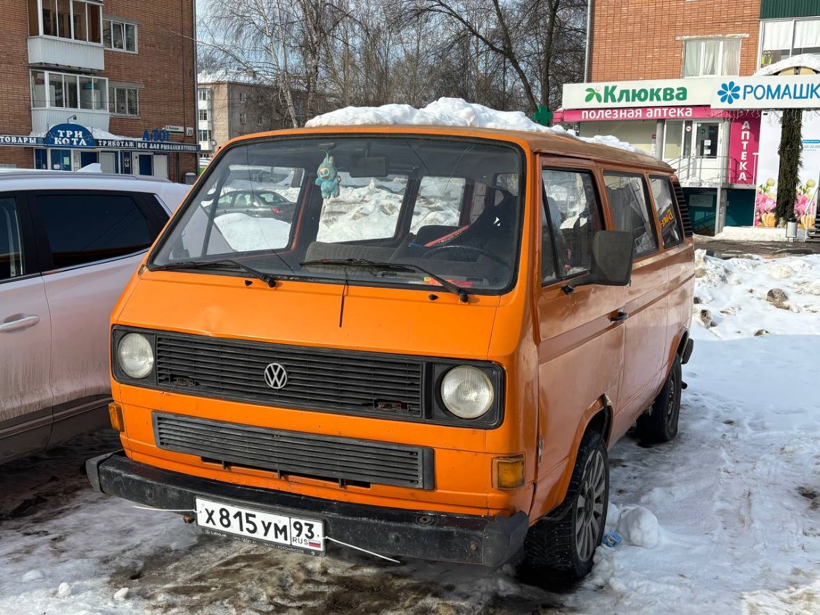 Удмуртия, № Х 815 УМ 93 — Volkswagen Typ 2 (T3) '79-92