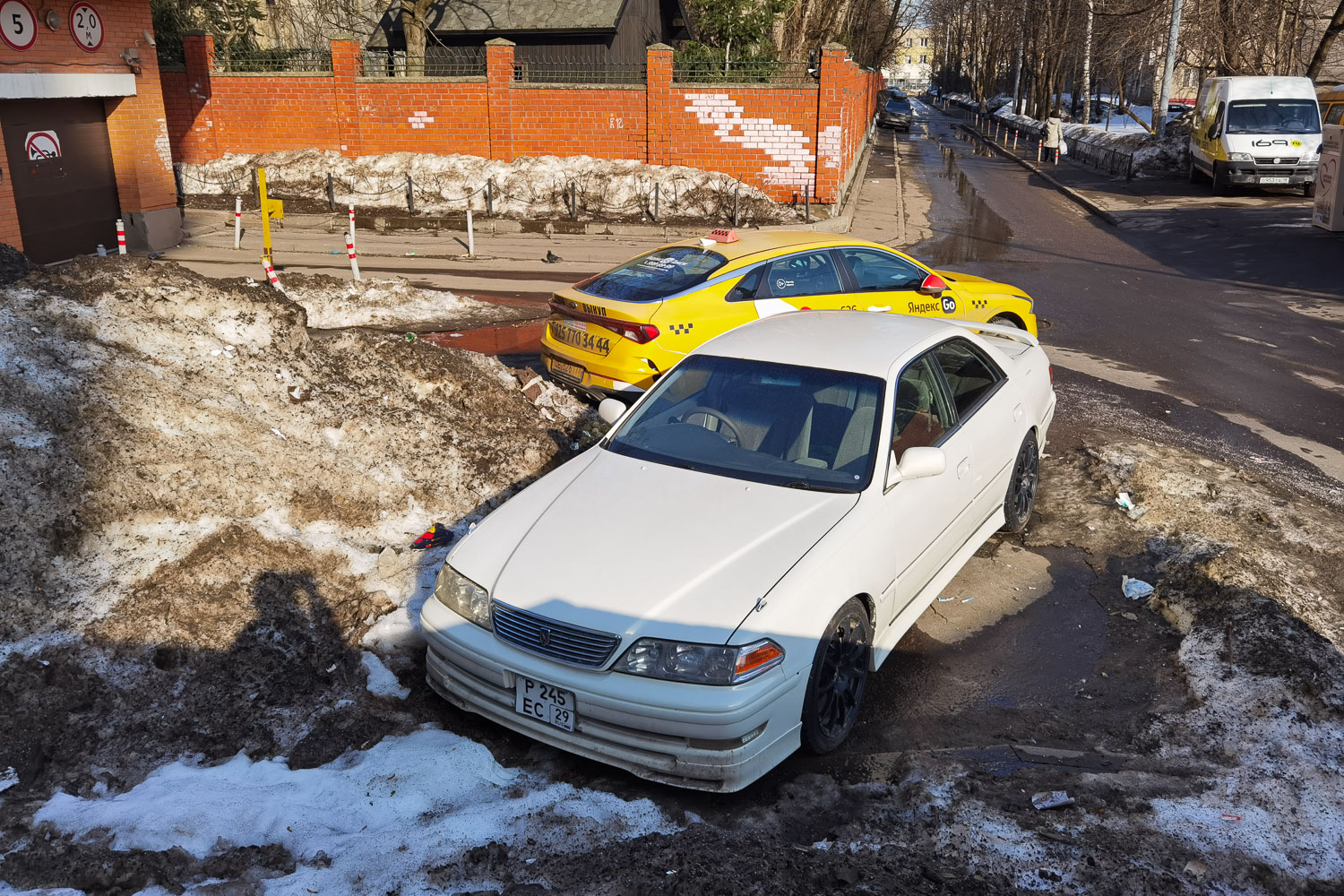 Москва, № Р 245 ЕС 29 — Toyota Mark II (X100) '96-00; Архангельская область — Вне региона