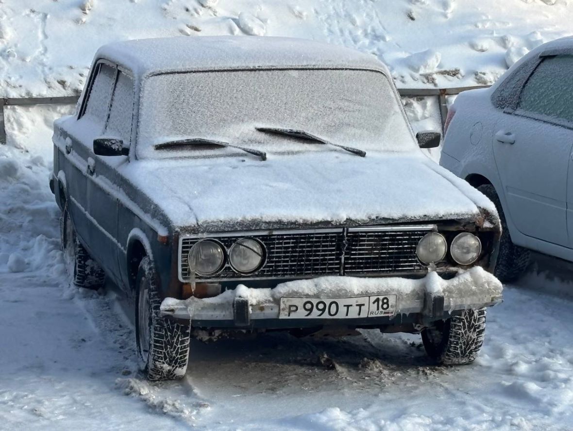 Удмуртия, № Р 990 ТТ 18 — ВАЗ-21061 Жигули '79-01