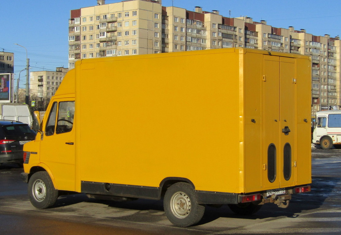 Санкт-Петербург, № Н 479 ММ 198 — Mercedes-Benz T1 308D '76-96