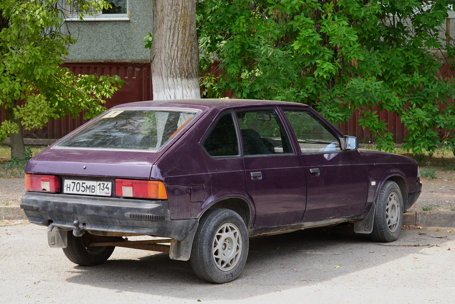 Волгоградская область, № Н 705 МВ 134 — Москвич-214122 Святогор '98-01