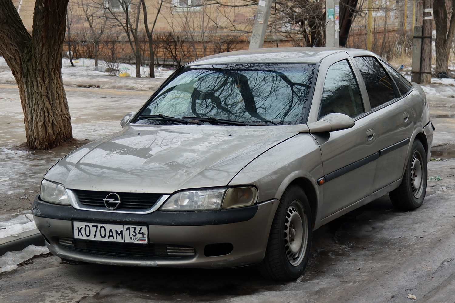 Волгоградская область, № К 070 АМ 134 — Opel Vectra (B) '95-02