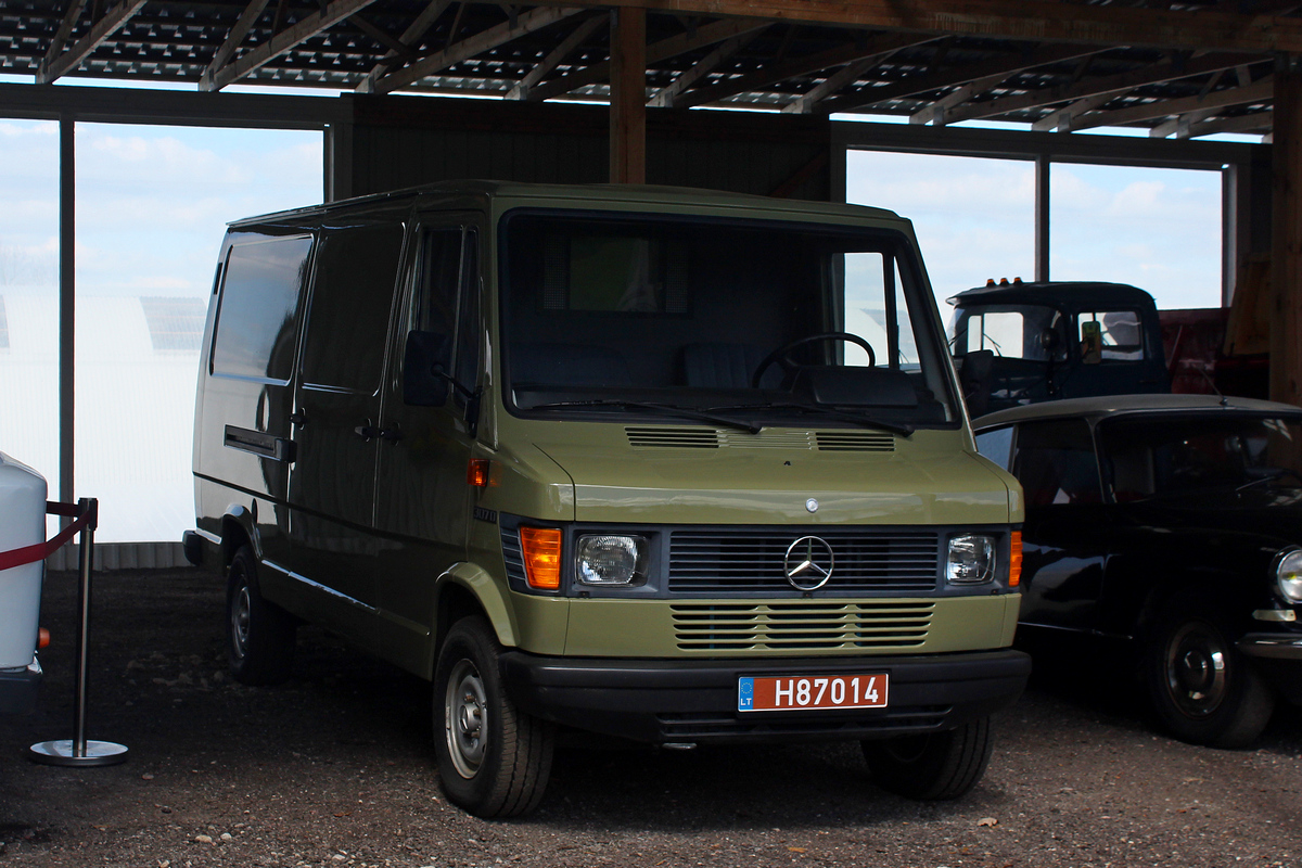 Литва, № H87014 — Mercedes-Benz T1 307D '76-96
