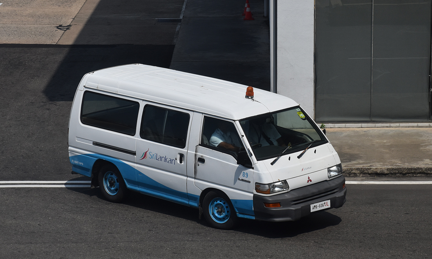 Шри-Ланка, № APR-036 — Mitsubishi L300 (2G) '86-99