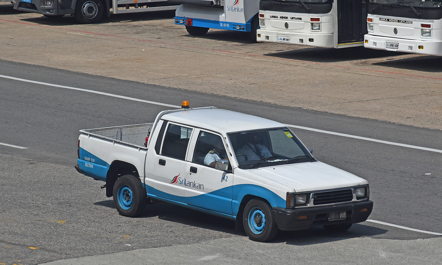 Шри-Ланка, № APR-06 — Mitsubishi L200 (2G) '86-96