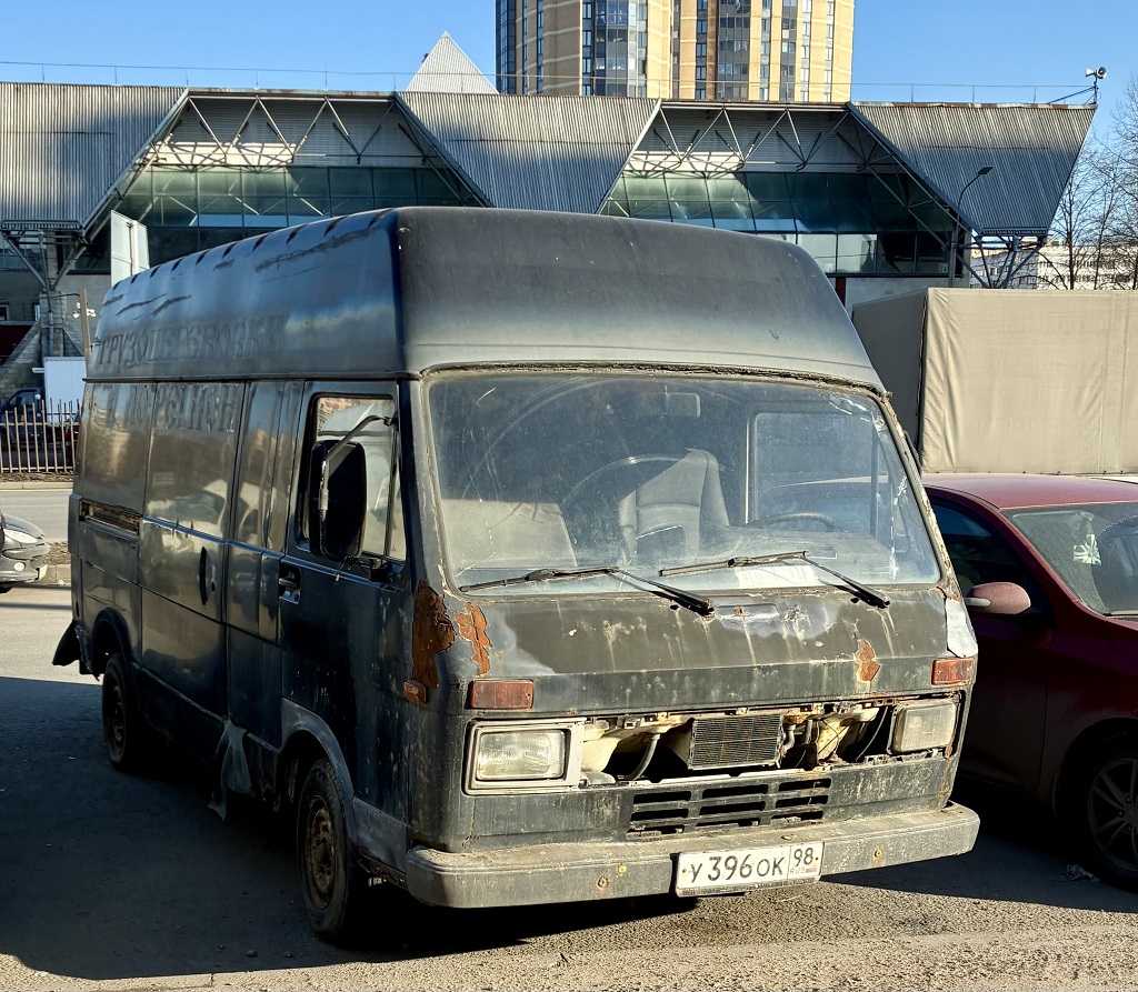 Санкт-Петербург, № У 396 ОК 98 — Volkswagen LT Hochdach '75-96