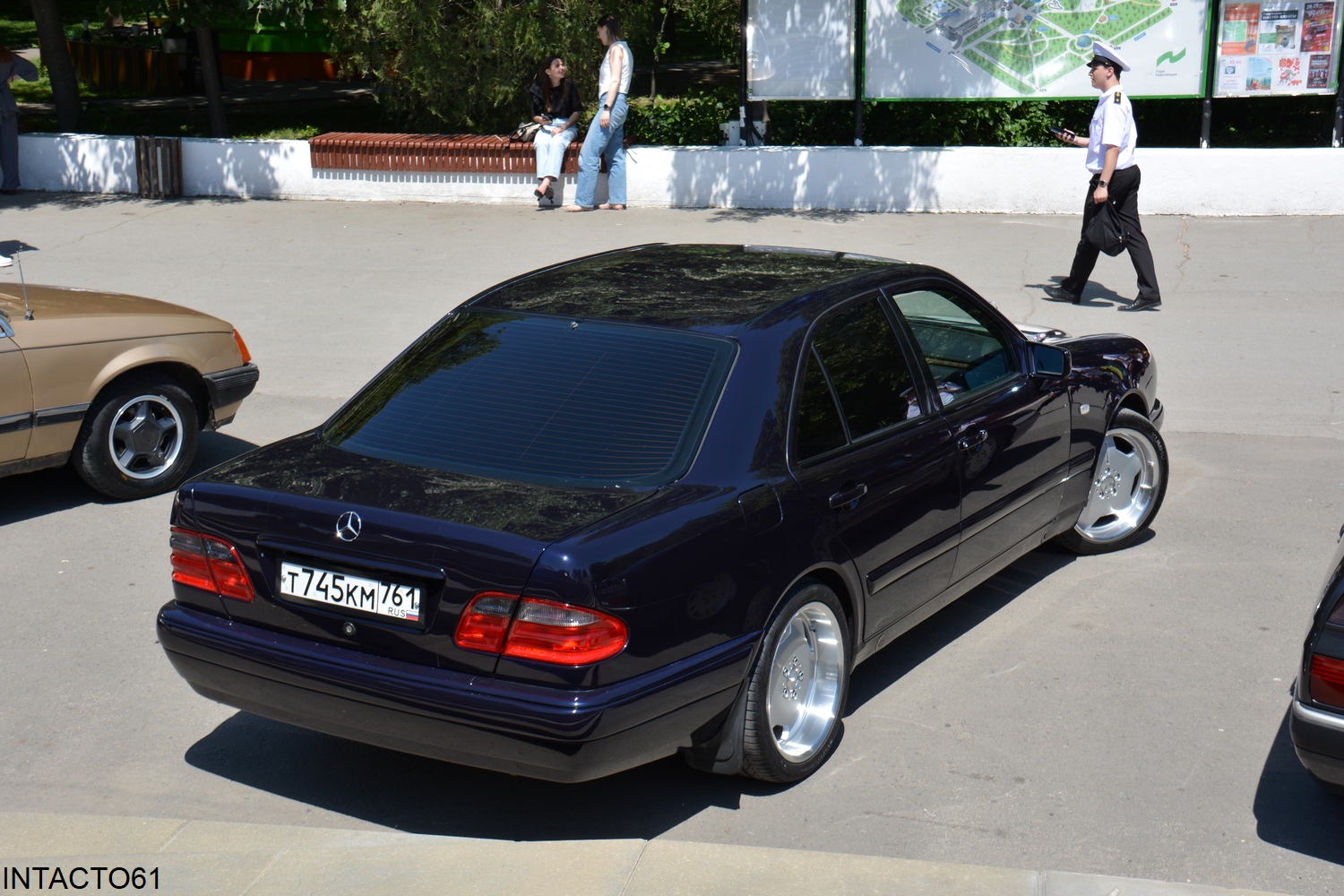 Ростовская область, № Т 745 КМ 761 — Mercedes-Benz (W210) '95-03; Ростовская область — Retro Motor Show_2025_Май