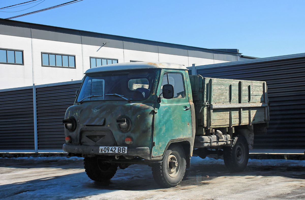 Воронежская область, № Х 0942 ВВ — УАЗ-3303 '85-03