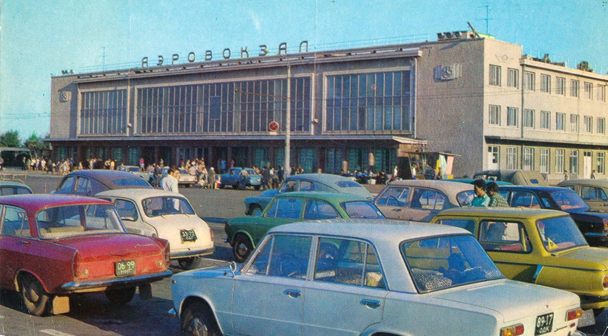 Николаевская область, № 06-99 НИГ — Москвич-408/412 (общая модель) '64-75; Одесская область, № 33-72 ОДГ — ЗАЗ-965А Запорожец '62-69; Одесская область, № 89-17 ОДК — ВАЗ-2101 Жигули '70-83; Исторические фотографии (до 2000 года) (Одесская область)