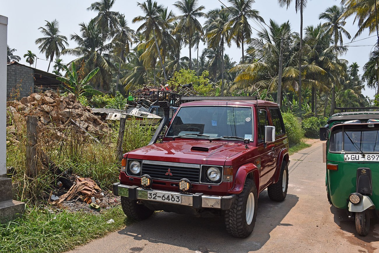 Шри-Ланка, № 32-6463 — Mitsubishi Pajero (1G) '82-91