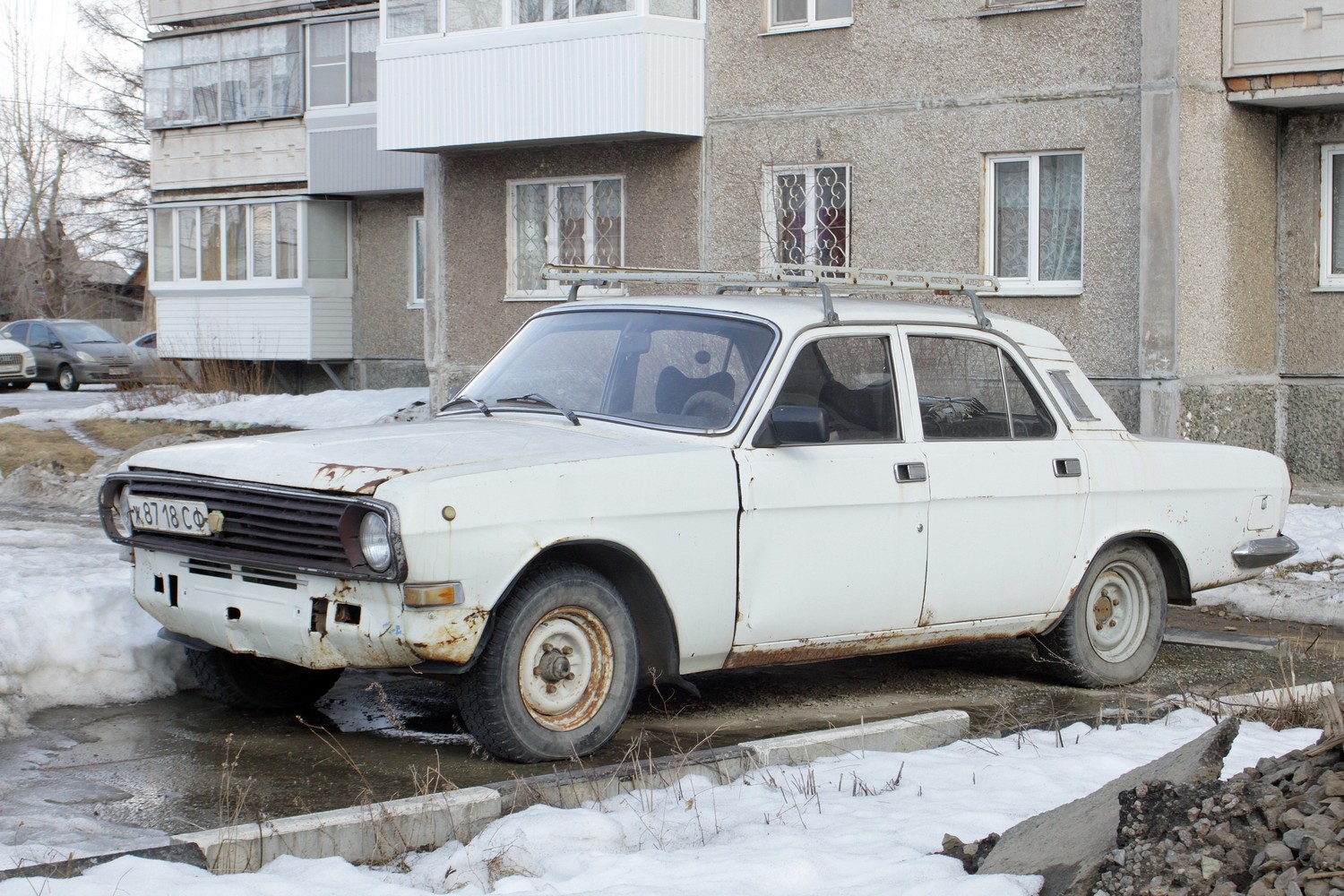 Свердловская область, № Ж 8718 СФ — ГАЗ-24-10 Волга '85-92