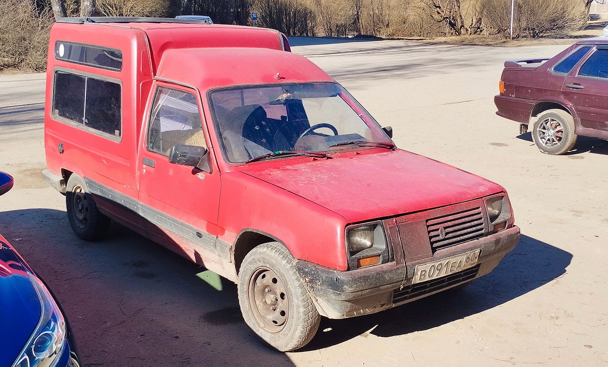 Псковская область, № В 091 ЕА 60 — Renault Rapid '85-00