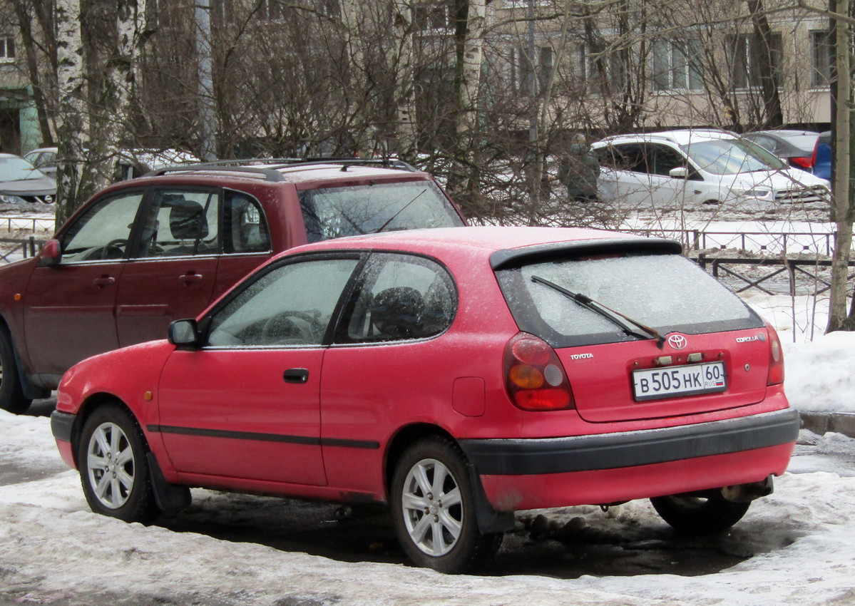 Псковская область, № В 505 НК 60 — Toyota Corolla (E110) '95-02