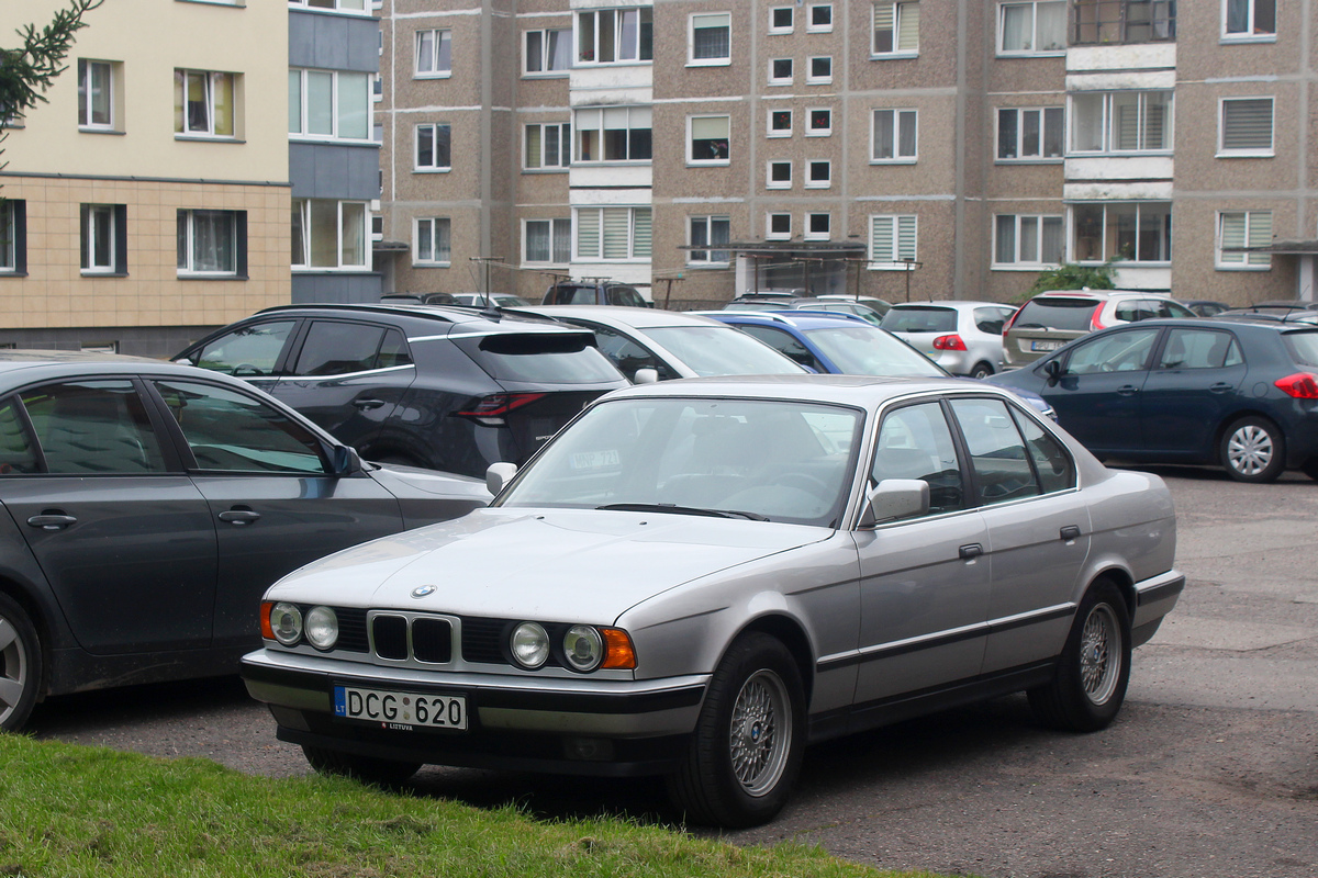 Литва, № DCG 620 — BMW 5 Series (E34) '87-96