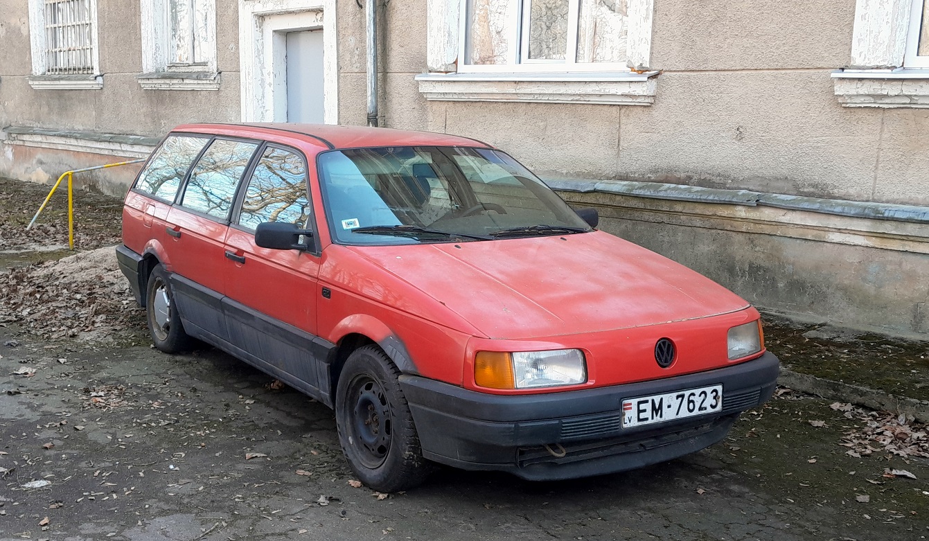 Латвия, № EM-7623 — Volkswagen Passat Variant (B3) '88-93